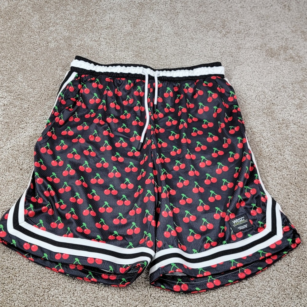 New WESC Basketball‎ Shorts Mens Size Medium Cherries Athletic Fit Black White